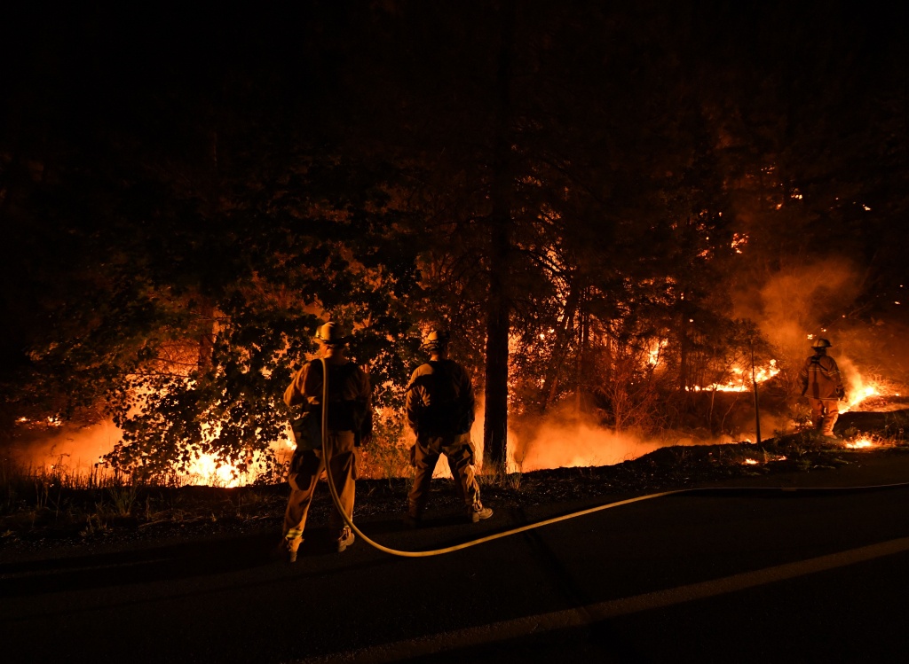 2018 California Wildfire Map Shows 14 Active Fires | Time - Oregon California Fire Map