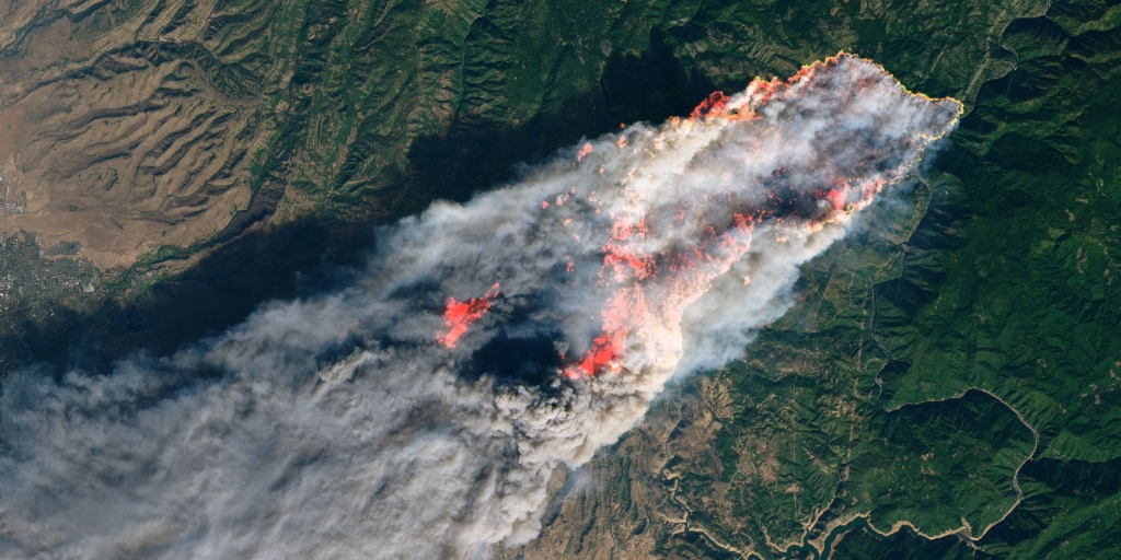 California Wildfires: Satellite Images Of Camp, Hill, Woolsey Fires - California Wildfire Satellite Map