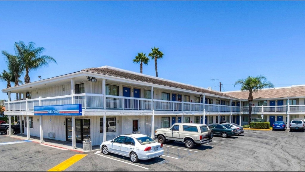 Motel 6 Santa Ana Hotel In Santa Ana Ca ($73+) | Motel6 - Motel 6 Locations California Map